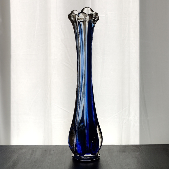 Vintage Cobalt Blue 🔵 Mini Swung Vase - Picture 7 of 11
